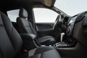 Arctic Trucks Isuzu D-Max AT35 Double Cab 2017 года  (WW)